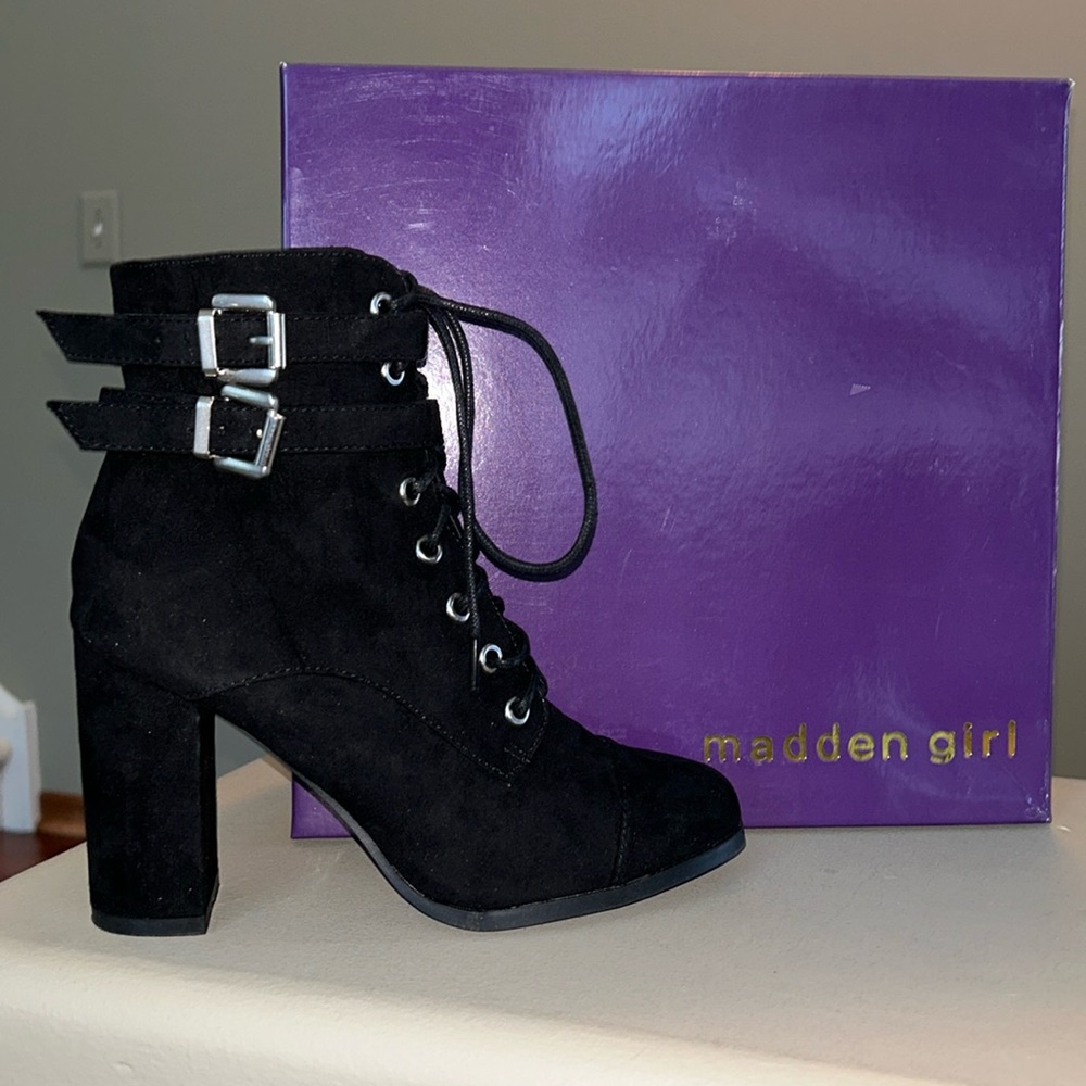 Madden Girl Klaim Black Suede Booties - Size 7